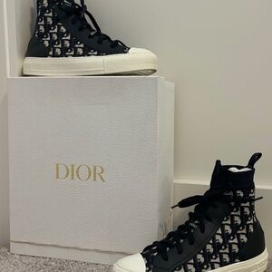 WALK ‘N’ DIOR SNEAKERS